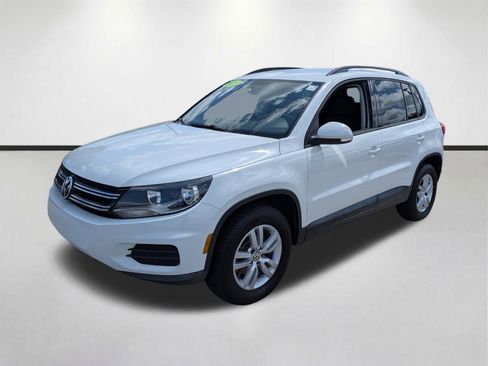 Used 2015 Volkswagen Tiguan S FWD image 8