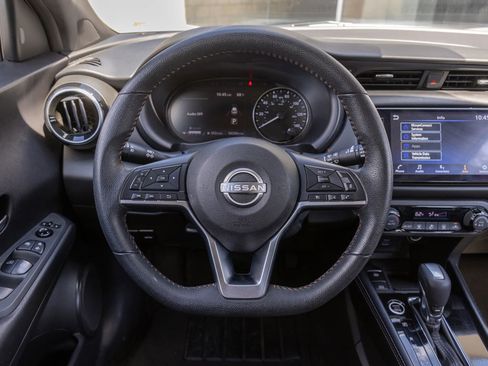 Used 2024 Nissan Kicks SR FWD image 22