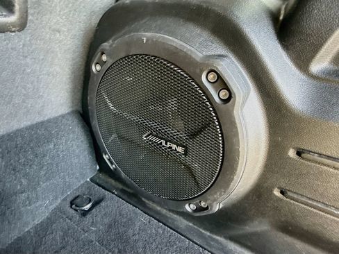 Certified 2023 Jeep Wrangler Unlimited w/ Sun & Screen Package AWD/4WD image 30