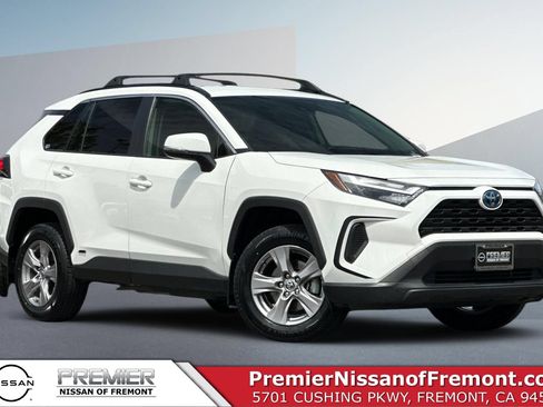 Used 2024 Toyota RAV4 LE AWD/4WD image 1