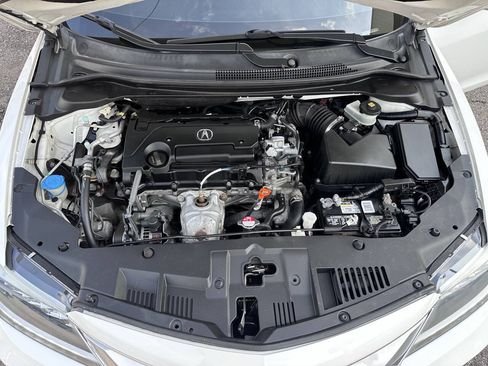 Used 2017 Acura ILX FWD image 10