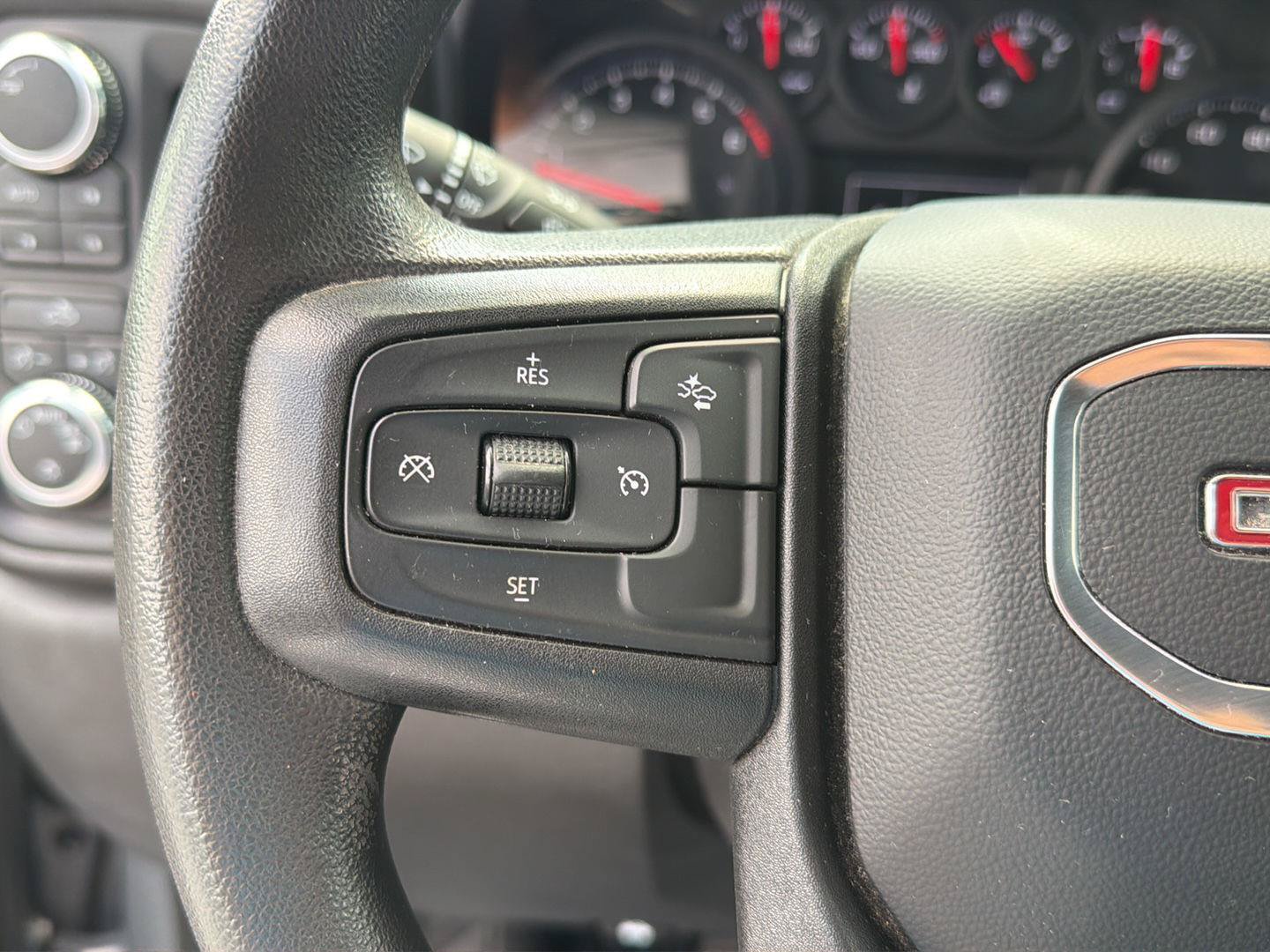Used 2023 GMC Sierra 1500 Pro w/ Graphite Edition AWD/4WD image 21