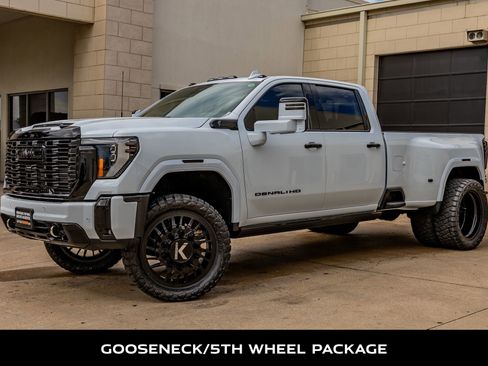 Used 2026 GMC Sierra 3500 Denali Ultimate image 5