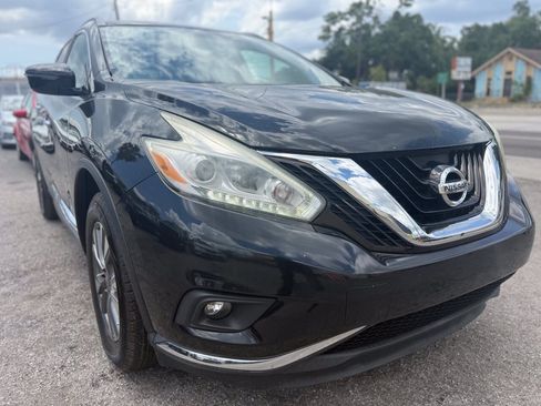 Used 2017 Nissan Murano SV FWD image 3