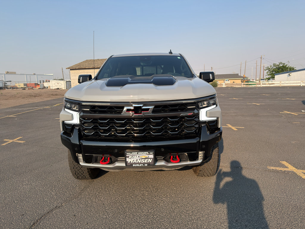 Used 2025 Chevrolet Silverado 1500 ZR2 w/ Technology Package AWD/4WD image 12