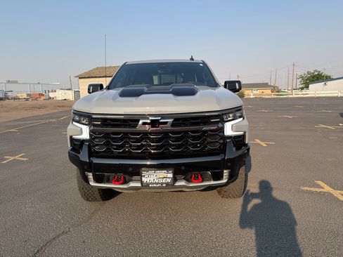 Used 2025 Chevrolet Silverado 1500 ZR2 w/ Technology Package AWD/4WD image 12