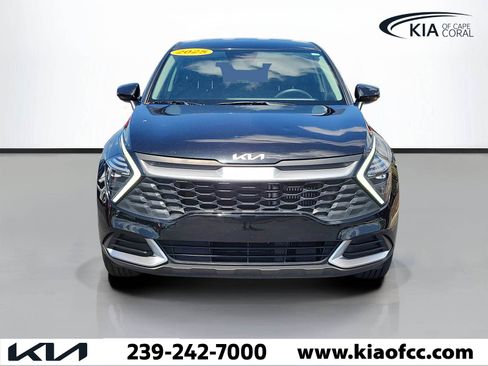 Certified 2025 Kia Sportage LX image 2
