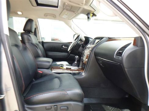 Used 2019 Nissan Armada SL w/ Premium Package AWD/4WD image 10