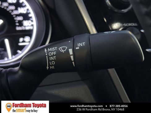 Used 2018 Toyota Camry SE image 19