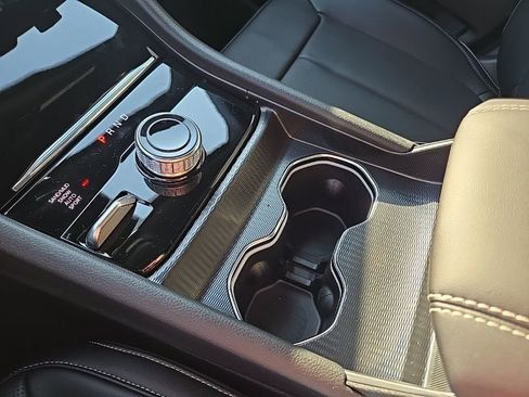 New 2025 Jeep Grand Cherokee L Limited w/ Luxury Tech Group II image 68