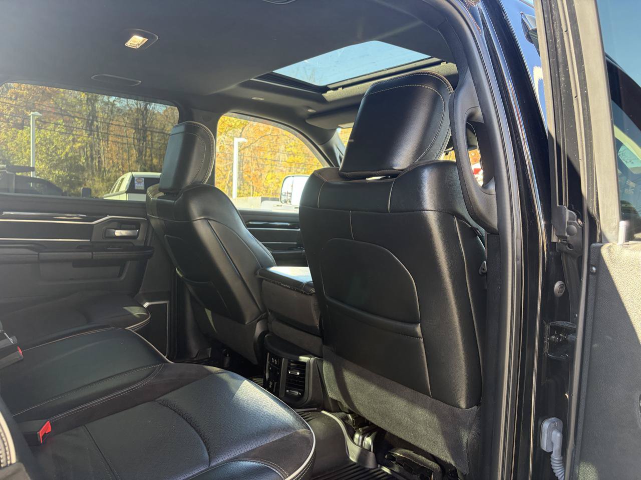 Used 2021 RAM 2500 Laramie AWD/4WD image 44