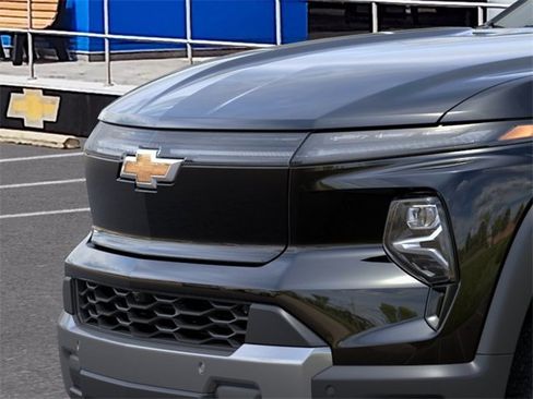 New 2026 Chevrolet Silverado EV LT AWD/4WD image 13