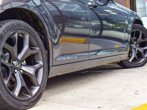 Used 2022 Chrysler 300 Touring w/ Sport Appearance Package image 34