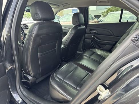 Used 2014 Chevrolet Malibu LT FWD image 19