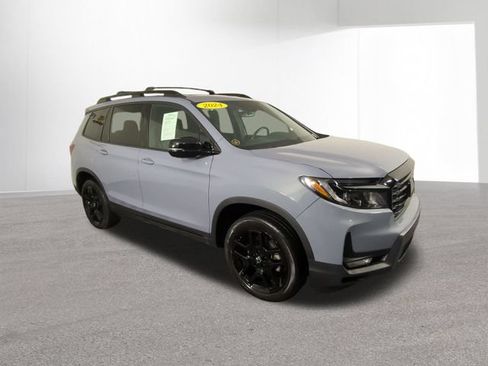 Used 2024 Honda Passport Black Edition image 11