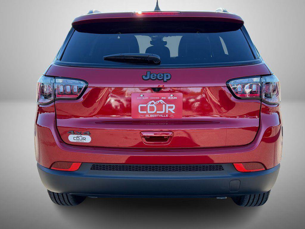 New 2026 Jeep Compass Latitude AWD/4WD image 7