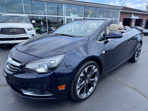 Used 2019 Buick Cascada Premium FWD image 1