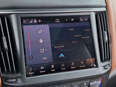 Used 2021 Maserati Levante S GranSport image 26