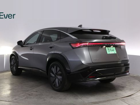 Used 2023 Nissan Ariya FWD image 17