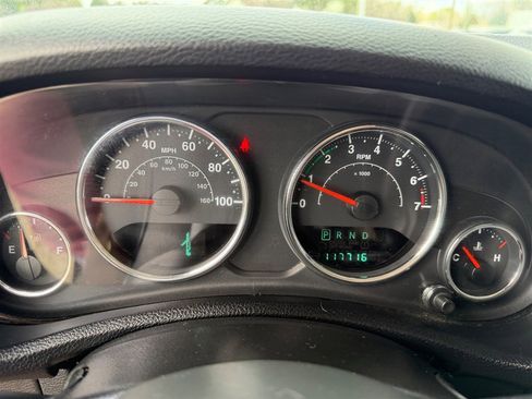 Used 2014 Jeep Wrangler Unlimited Sahara w/ Connectivity Group image 21