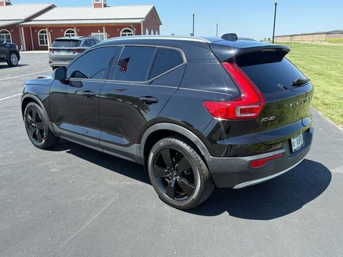 Used 2019 Volvo XC40 T5 Momentum AWD/4WD image 6