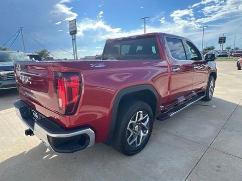 Used 2024 GMC Sierra 1500 SLT AWD/4WD image 7