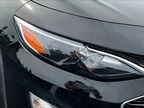 Used 2019 Chevrolet Malibu LT FWD image 32