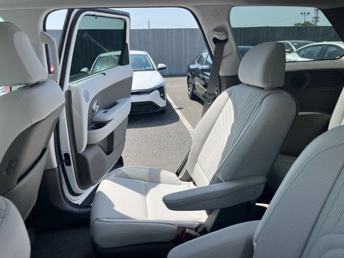 Used 2026 Hyundai Palisade SEL AWD/4WD image 36