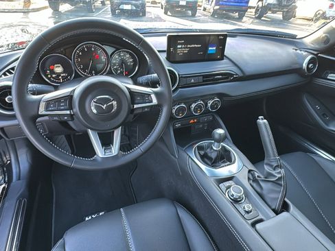 Certified 2025 MAZDA MX-5 Miata RF Grand Touring RWD image 17