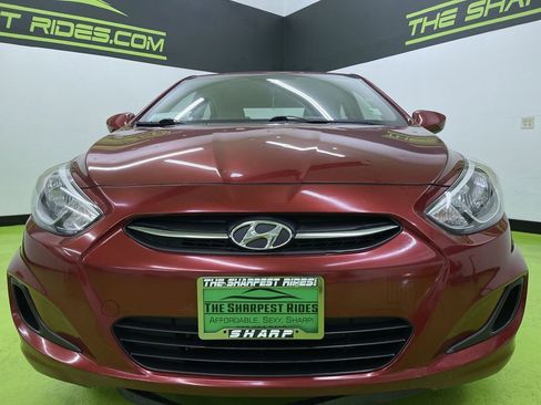 Used 2017 Hyundai Accent SE image 3