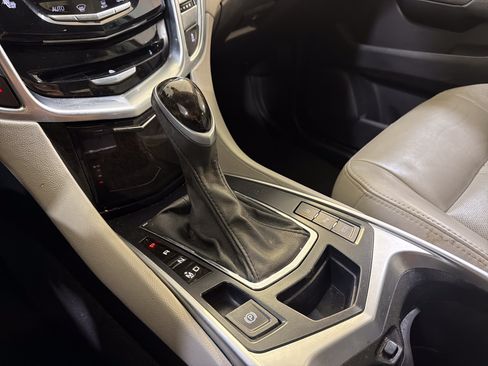 Used 2014 Cadillac SRX Luxury w/ Driver Awareness Package FWD image 17