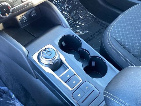 Used 2025 Ford Escape Active image 22