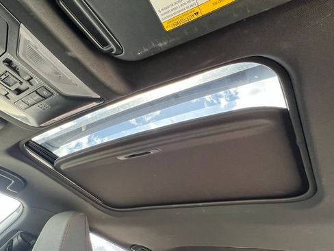 Used 2021 Toyota RAV4 SE w/ Weather & Moonroof Package AWD/4WD image 46