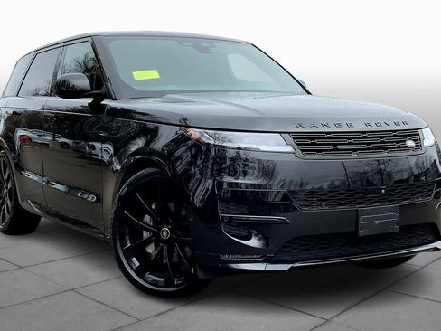Used 2025 Land Rover Range Rover Sport Dynamic SE image 3