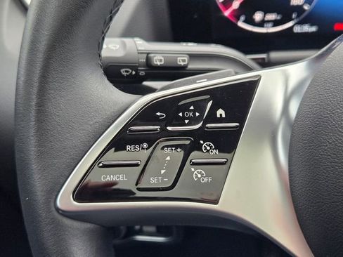 Certified 2025 Mercedes-Benz GLA 250 4MATIC image 24