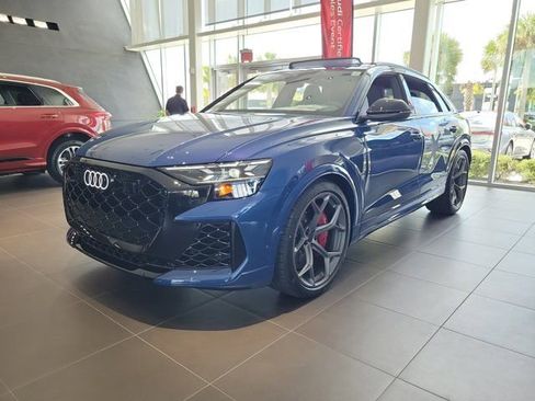 New 2026 Audi RS Q8 performance image 3