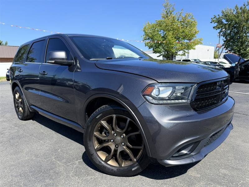 Used 2017 Dodge Durango R/T w/ Trailer Tow Group IV AWD/4WD image 3