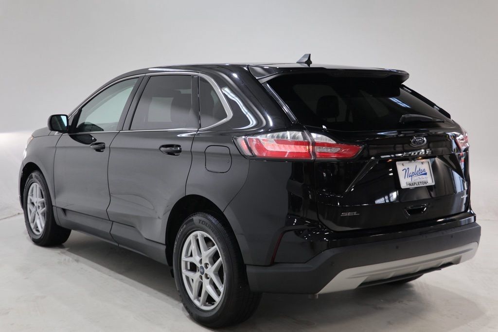 Used 2022 Ford Edge SEL AWD/4WD image 5