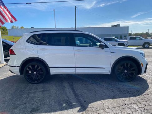 Used 2020 Volkswagen Tiguan SE R-Line image 8