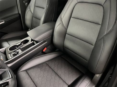 New 2026 Chevrolet Equinox LT w/ Convenience Package II image 19