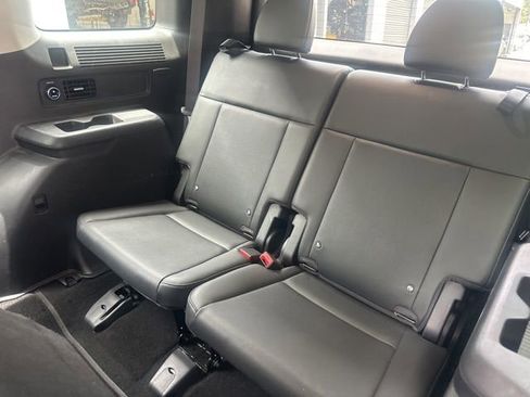 Used 2024 Hyundai Santa Fe SEL FWD image 12