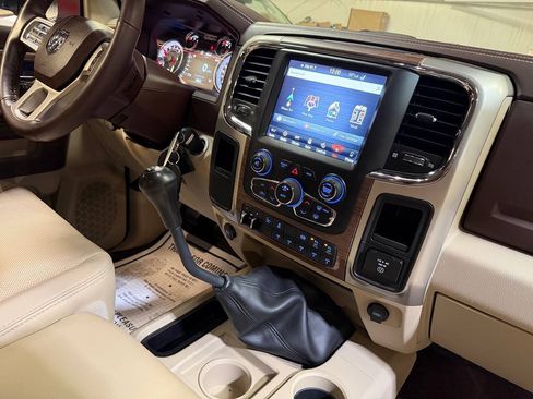 Used 2018 RAM 3500 Laramie RWD image 15