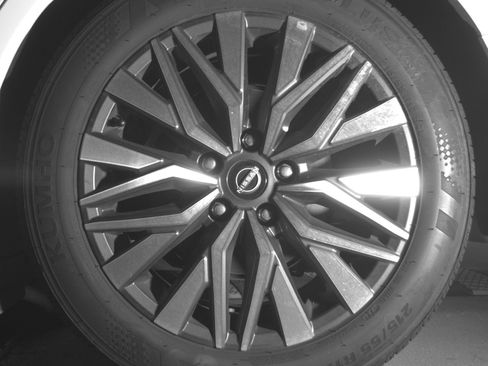 Used 2025 Nissan Altima 2.5 SV image 14