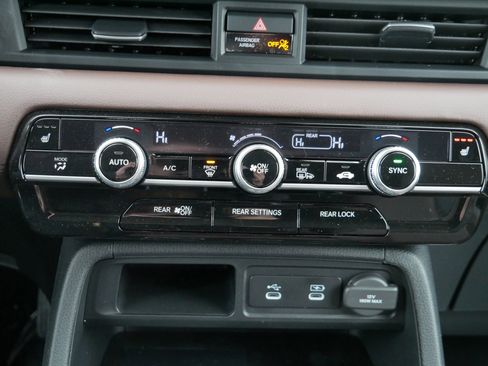 New 2026 Honda Pilot Touring image 19