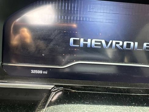 Used 2025 Chevrolet Silverado 2500 LT w/ Convenience Package AWD/4WD image 7