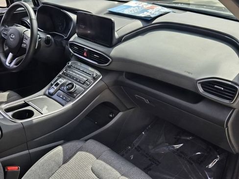 Used 2023 Hyundai Santa Fe SEL w/ Winter Weather Package FWD image 17