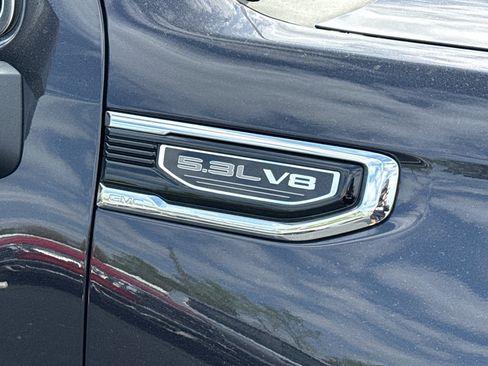 Used 2024 GMC Sierra 1500 SLT image 9