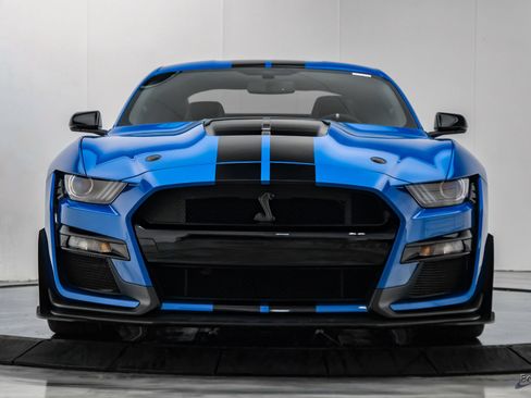 Used 2021 Ford Mustang Shelby GT500 w/ Carbon Fiber Track Pack RWD image 34