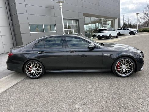 Used 2023 Mercedes-Benz E 63 AMG S image 4