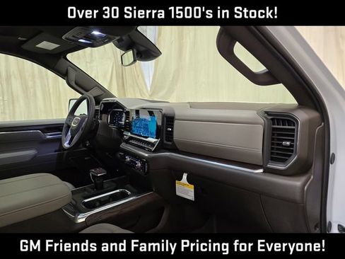 New 2026 GMC Sierra 1500 SLT AWD/4WD image 39